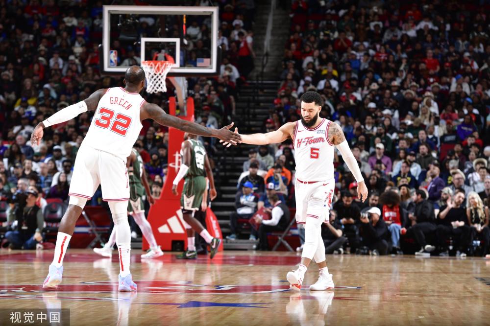 还在展现各 还在展现各