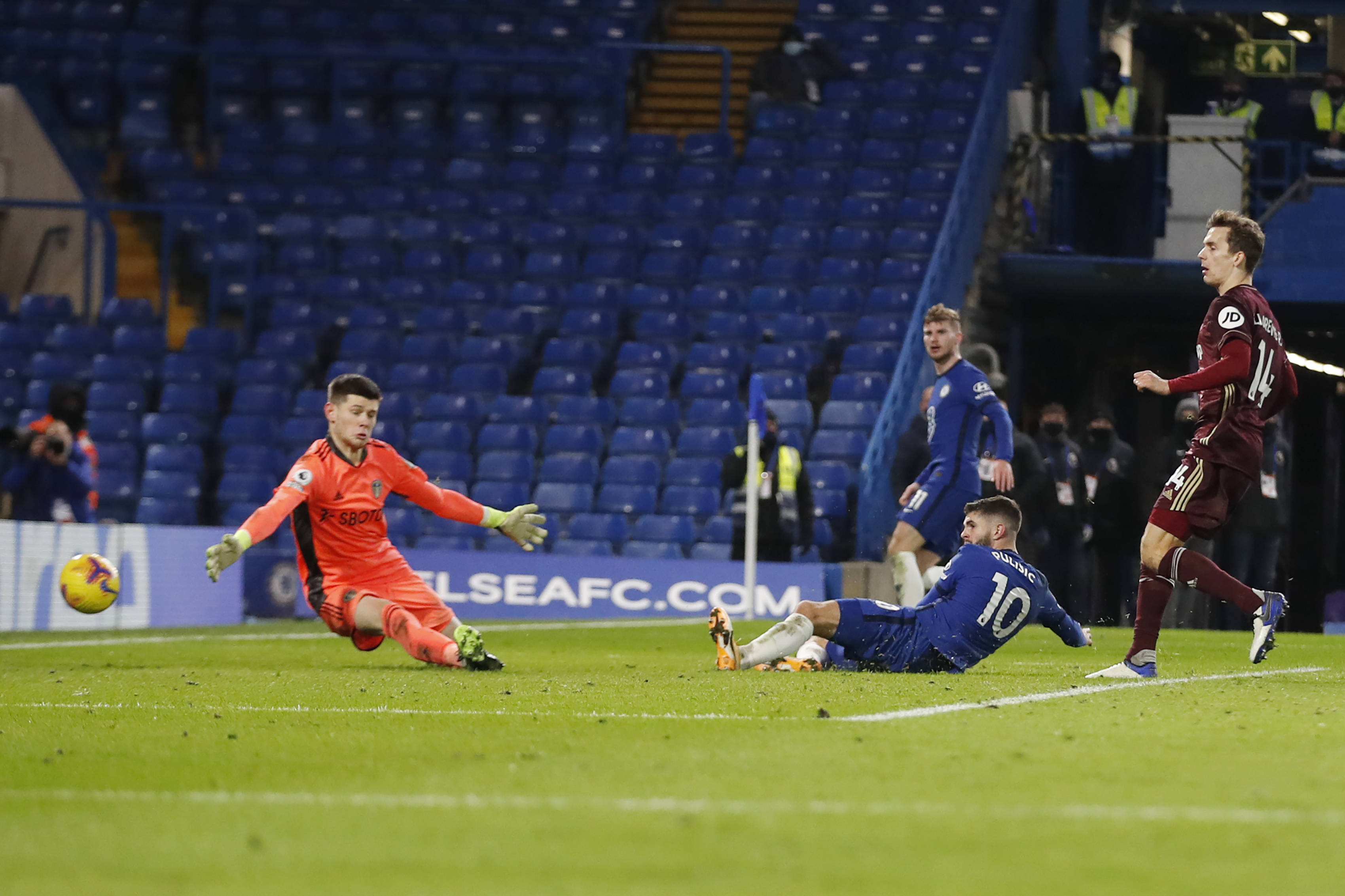 的防守与高 的防守与高